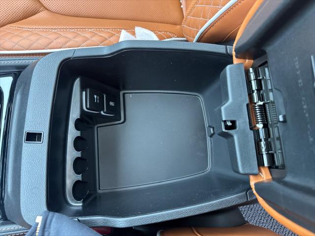 2026 Chrysler Pacifica Pinnacle AWD