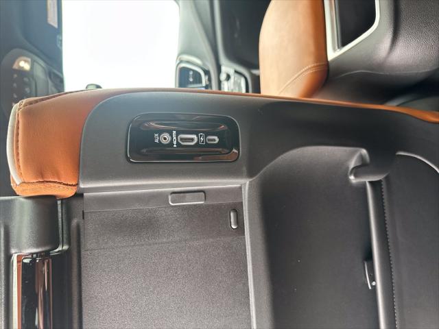 2026 Chrysler Pacifica Pinnacle AWD