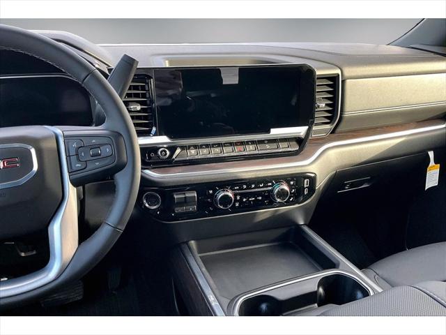 2026 GMC Sierra 2500HD Crew Cab, Standard Bed, SLT, 4WD