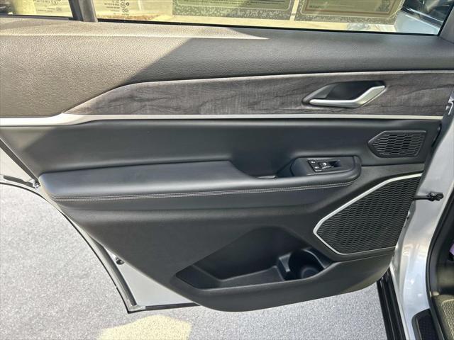2022 Jeep Grand Cherokee L Limited 4x2