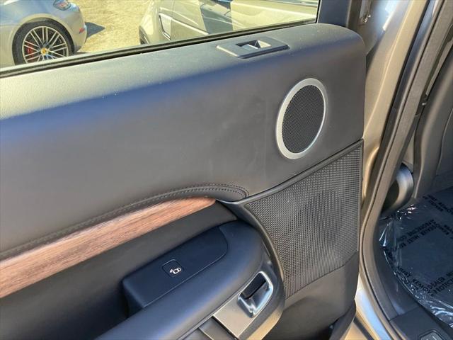 2020 Land Rover Discovery HSE LUXURY