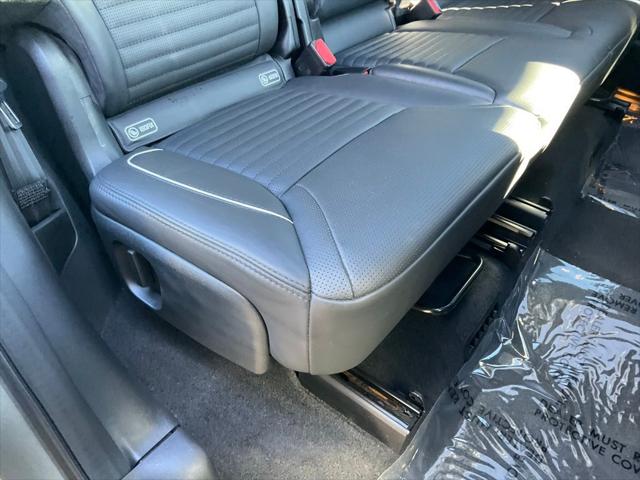 2020 Land Rover Discovery HSE LUXURY