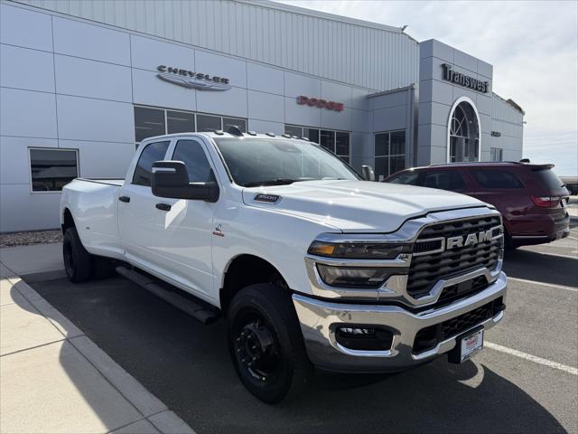 2026 Ram 3500 Tradesman Crew Cab 4x4 8' Box