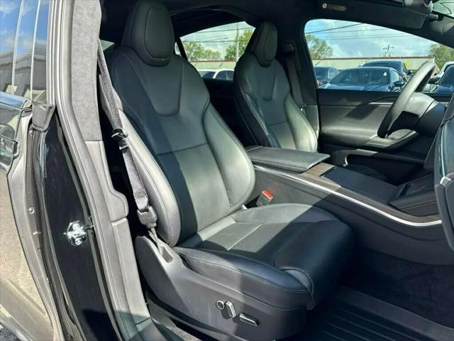 2022 Tesla Model X Dual Motor All-Wheel Drive
