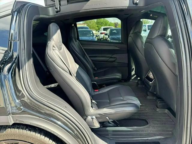 2022 Tesla Model X Dual Motor All-Wheel Drive