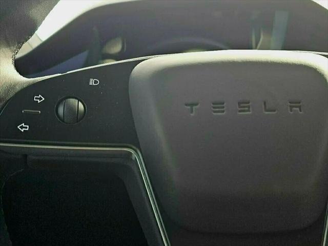 2022 Tesla Model X Dual Motor All-Wheel Drive