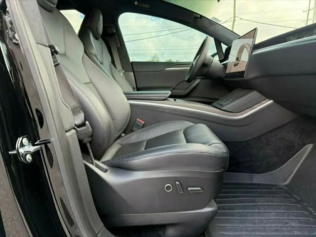 2022 Tesla Model X Dual Motor All-Wheel Drive