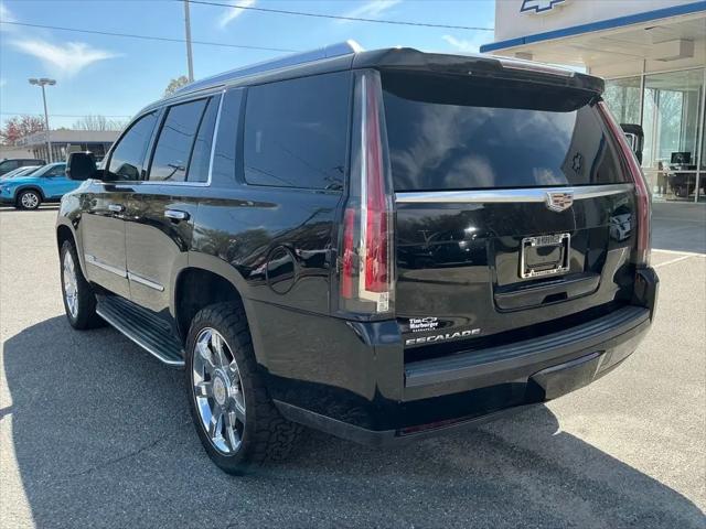 2016 Cadillac Escalade Standard