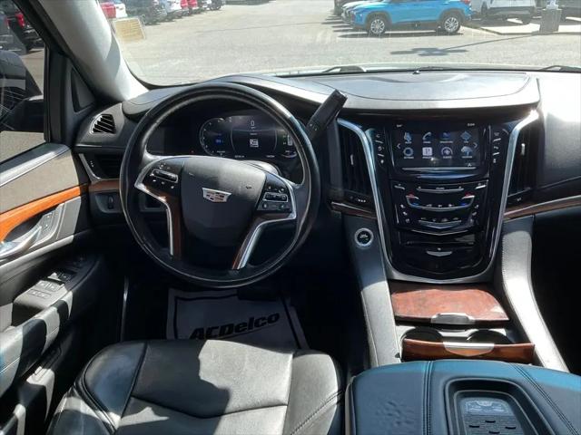 2016 Cadillac Escalade Standard