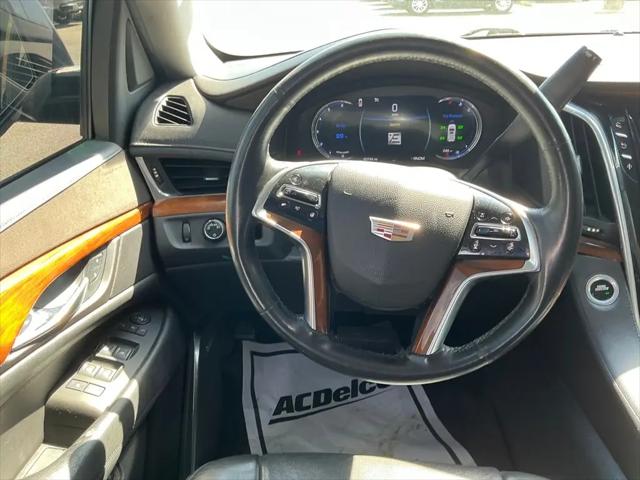 2016 Cadillac Escalade Standard