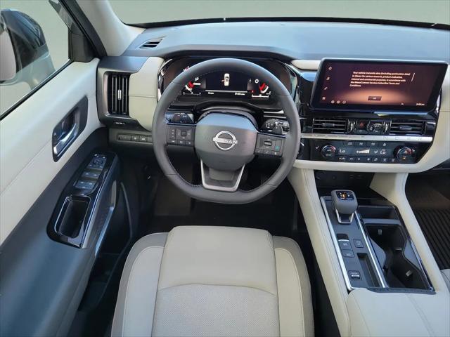 2026 Nissan Pathfinder SL