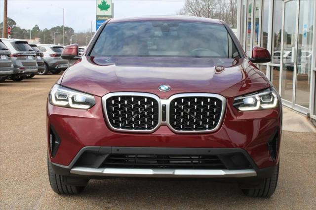2025 BMW X4 xDrive30i