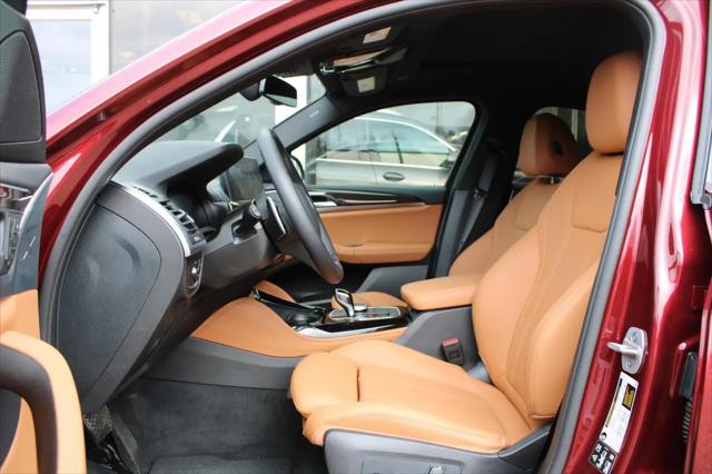 2025 BMW X4 xDrive30i