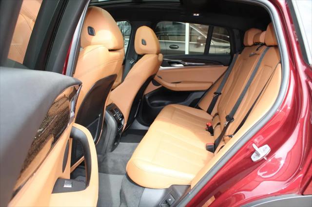 2025 BMW X4 xDrive30i