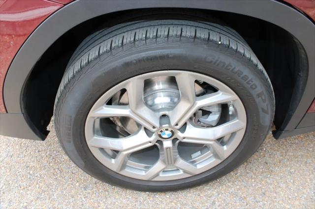 2025 BMW X4 xDrive30i