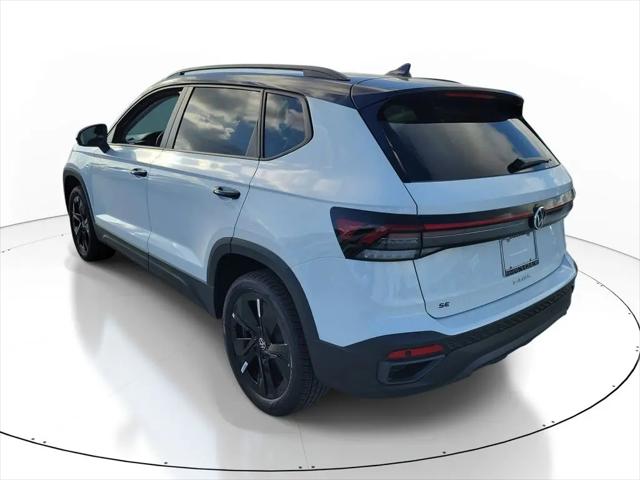 2026 Volkswagen Taos SE Black