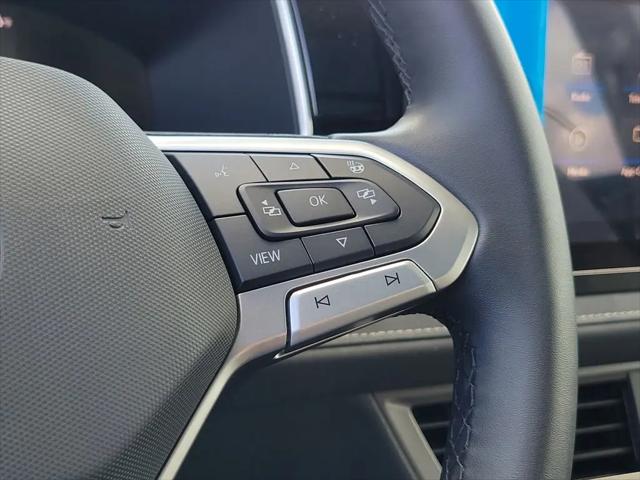 2026 Volkswagen Taos SE Black