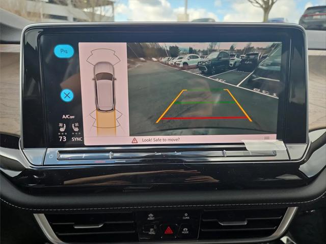 2026 Volkswagen Atlas SE with Technology