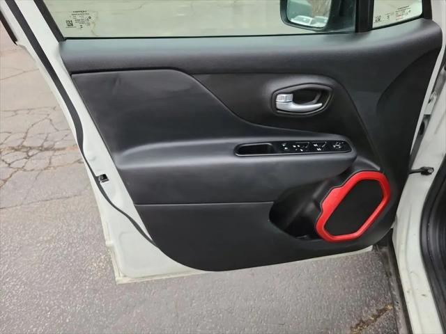 2023 Jeep Renegade Trailhawk 4x4