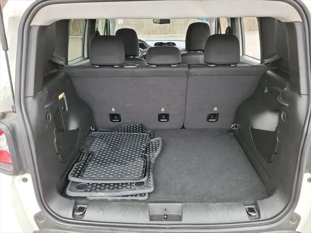 2023 Jeep Renegade Trailhawk 4x4