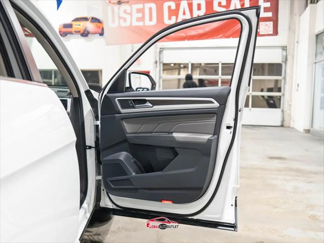2022 Volkswagen Atlas 3.6L V6 SE w/Technology