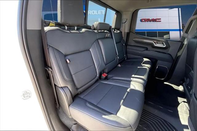 2026 Chevrolet Silverado 1500 4WD Crew Cab Short Bed LT Trail Boss