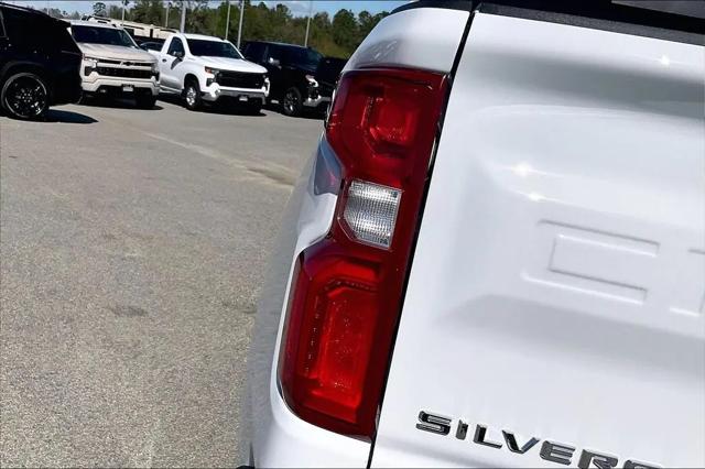 2026 Chevrolet Silverado 1500 4WD Crew Cab Short Bed LT Trail Boss