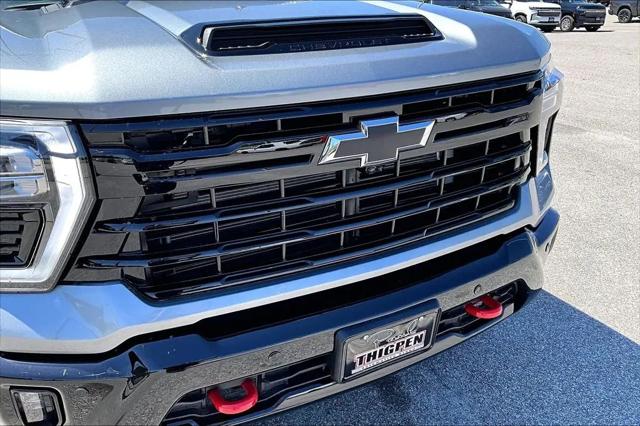 2026 Chevrolet Silverado 2500HD Crew Cab, Standard Bed, LT, 4WD