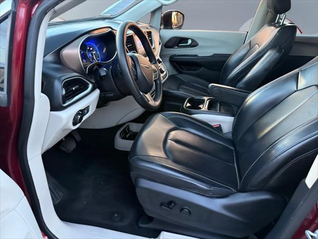 2020 Chrysler Voyager LXI