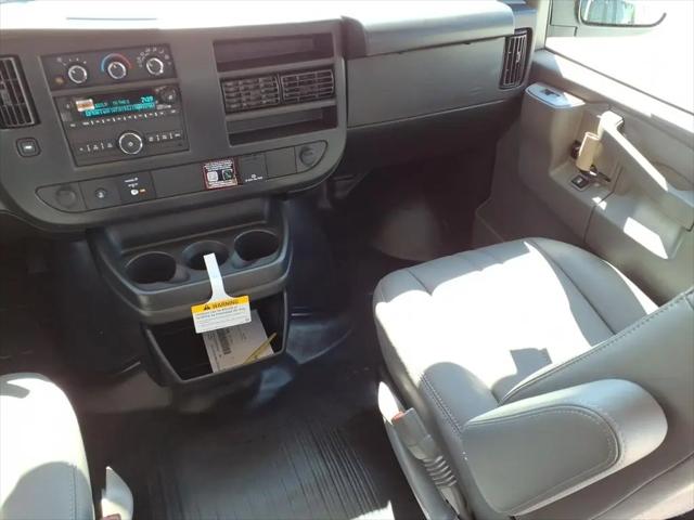 2026 Chevrolet Express Cargo Van 2500 Regular Wheelbase, WT, RWD