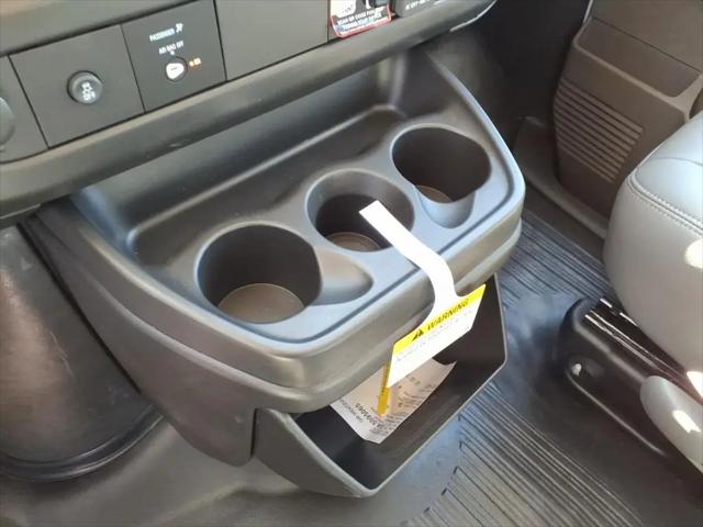 2026 Chevrolet Express Cargo Van 2500 Regular Wheelbase, WT, RWD