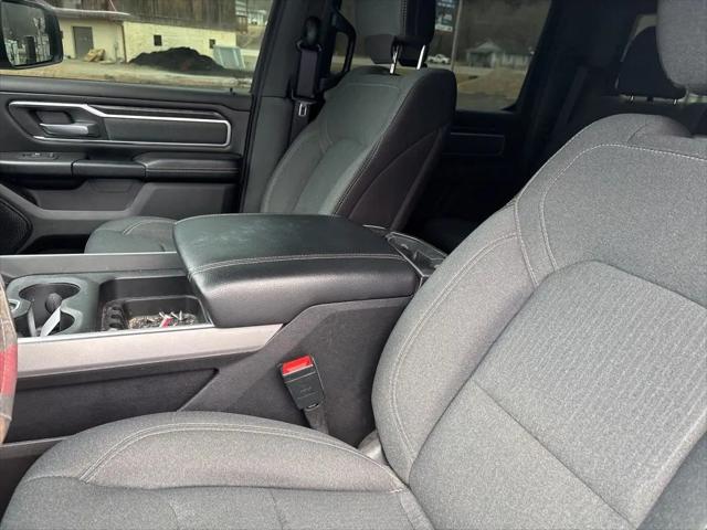 2022 Ram 1500 Big Horn Crew Cab 4x4 5'7" Box