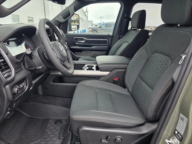 2026 Ram 1500 Big Horn Crew Cab 4x4 5'7" Box