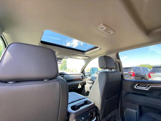 2026 GMC Sierra 2500HD Crew Cab, Standard Bed, Denali, 4WD