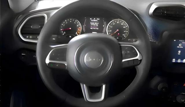 2019 Jeep Renegade Latitude FWD