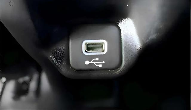 2019 Jeep Renegade Latitude FWD