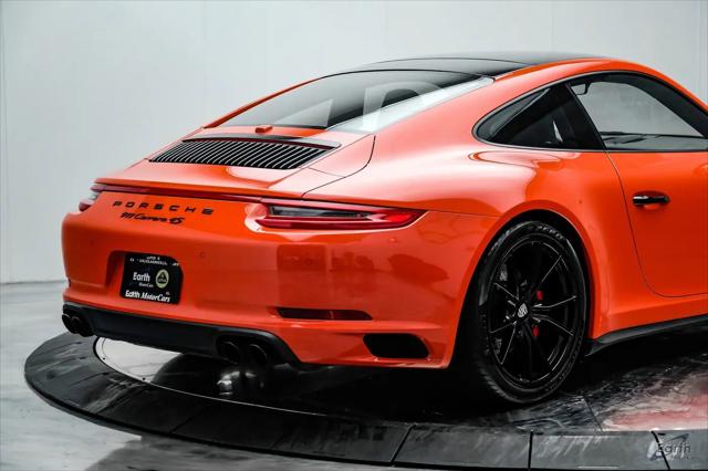 2018 Porsche 911 Carrera 4S
