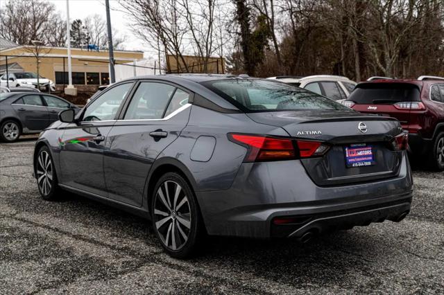2021 Nissan Altima SR FWD