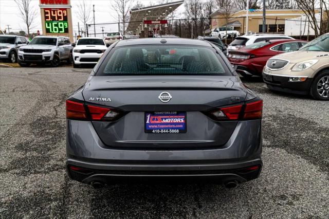 2021 Nissan Altima SR FWD