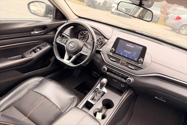2021 Nissan Altima SR FWD