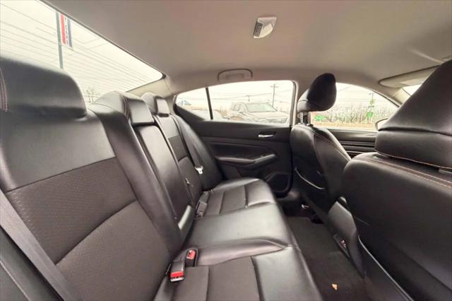2021 Nissan Altima SR FWD