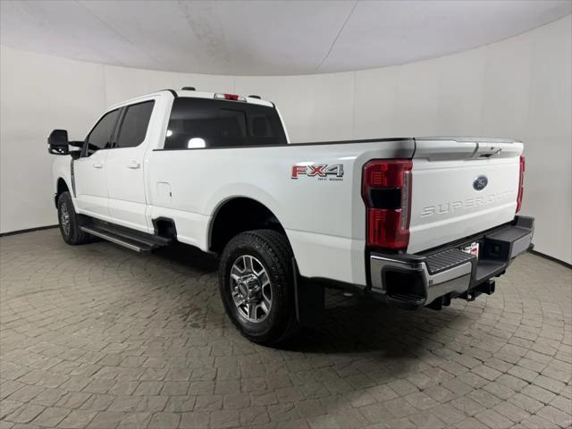 2023 Ford F-350 LARIAT