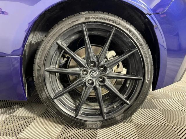 2024 Toyota GR86 Premium