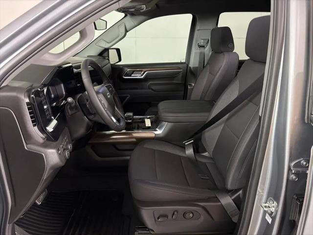 2026 Chevrolet Silverado 1500 4WD Crew Cab Short Bed RST