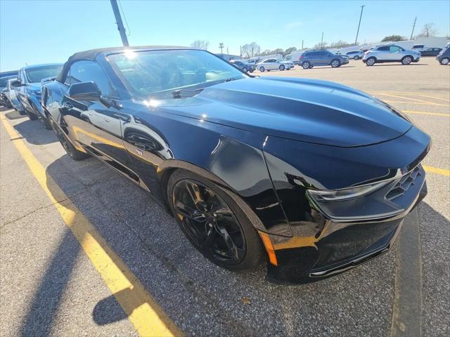 2020 Chevrolet Camaro RWD Convertible 1LT