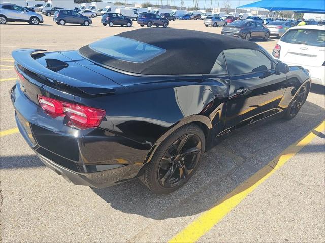 2020 Chevrolet Camaro RWD Convertible 1LT