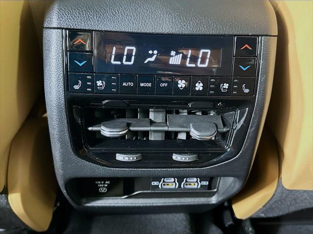 2023 Jeep Grand Cherokee L Summit Reserve 4x4