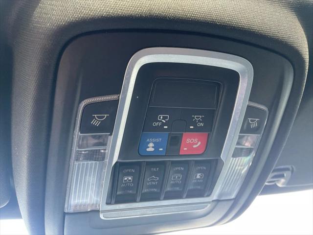 2019 Ram 1500 Big Horn/Lone Star Crew Cab 4x4 5'7" Box