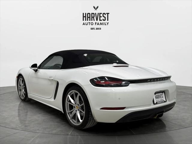 2019 Porsche 718 Boxster Roadster 2D