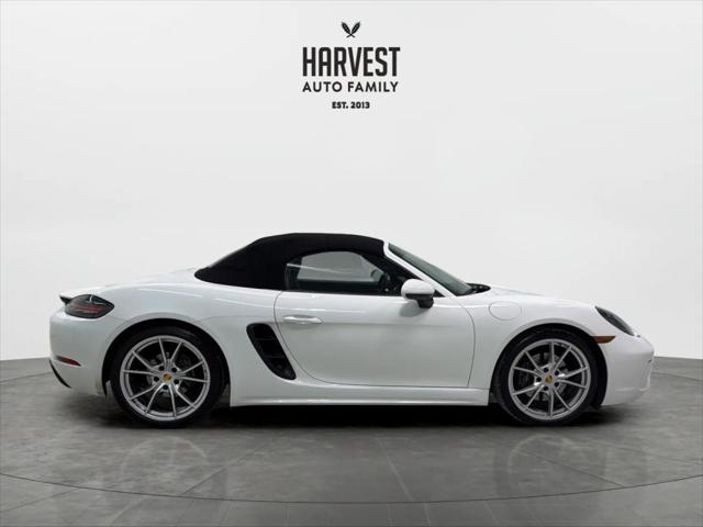 2019 Porsche 718 Boxster Roadster 2D